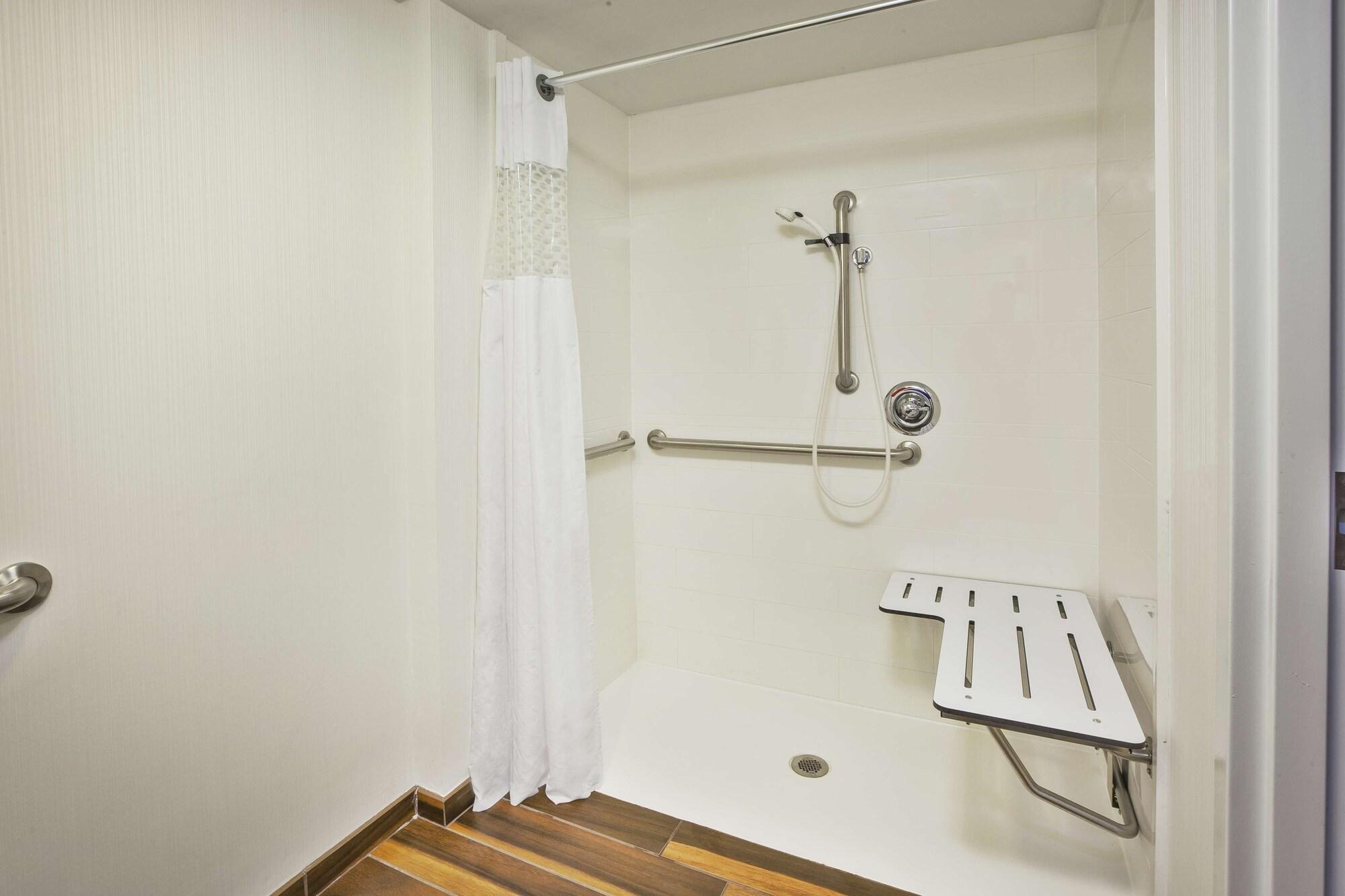 Hampton Inn Birch Run Exterior photo