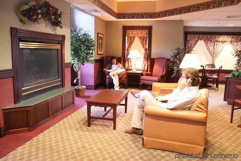 Hampton Inn Birch Run Interior photo