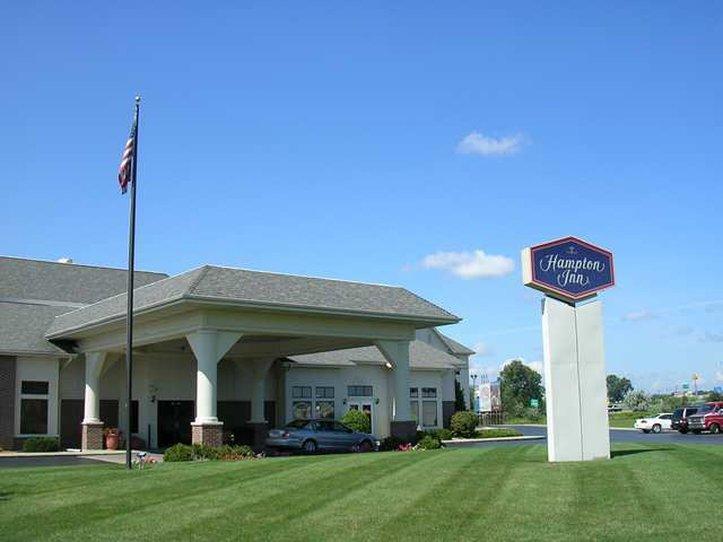 Hampton Inn Birch Run Exterior photo