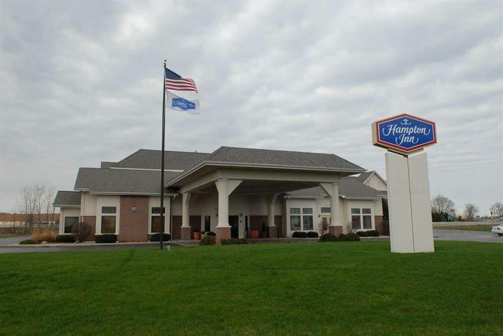 Hampton Inn Birch Run Exterior photo